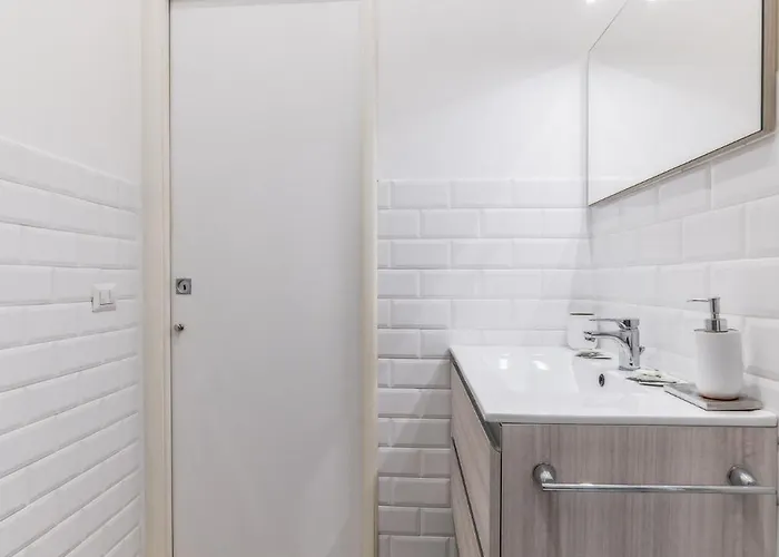 Campani - Termini Train Station & Wi-fi Apartament Rzym